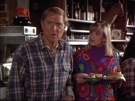 4-13-holling-shelly01