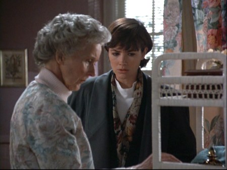 4-14-grammy-flowers1