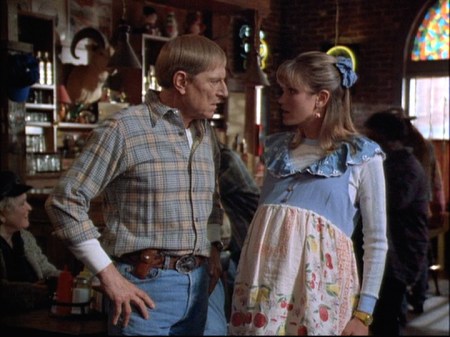 5-10-shelly-holling02