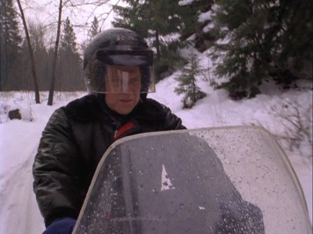 5-16-holling-snowmobile